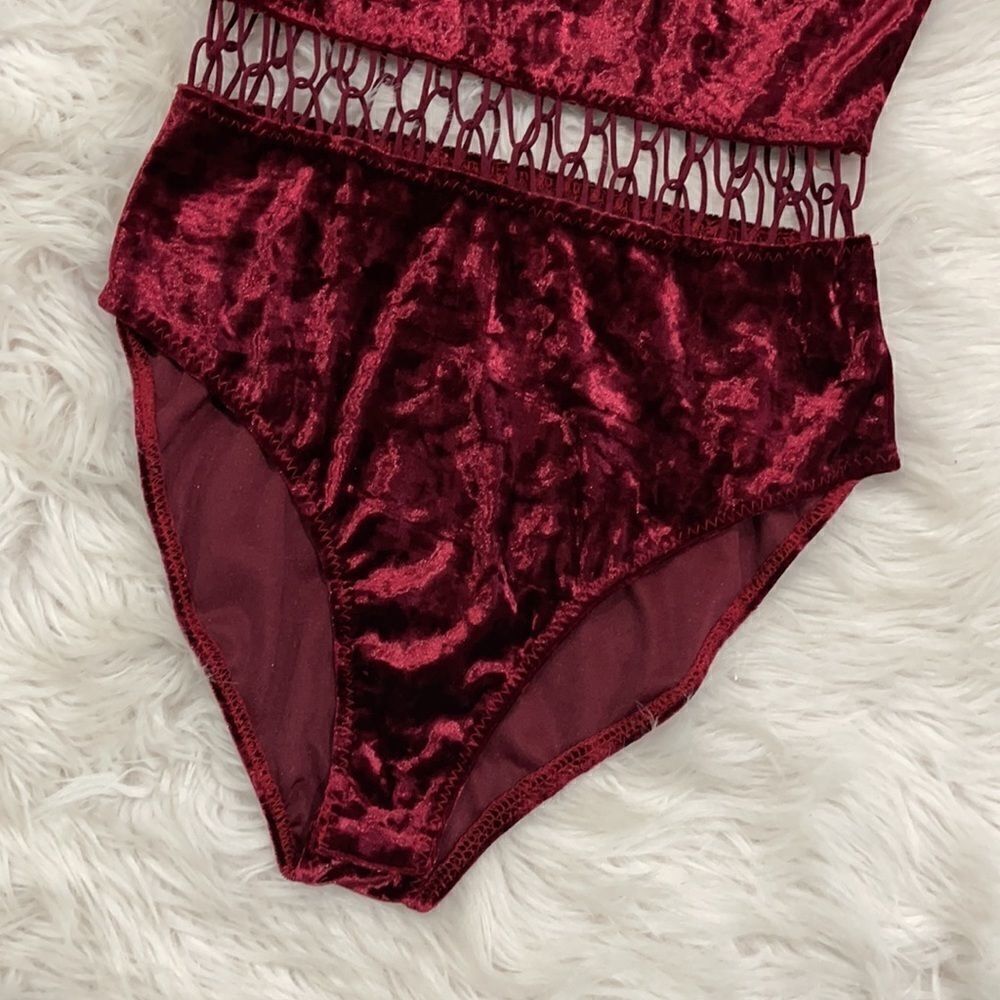 STARING At Stars Crushed Velvet Cutout Bodysuit M - Picture 3 of 15